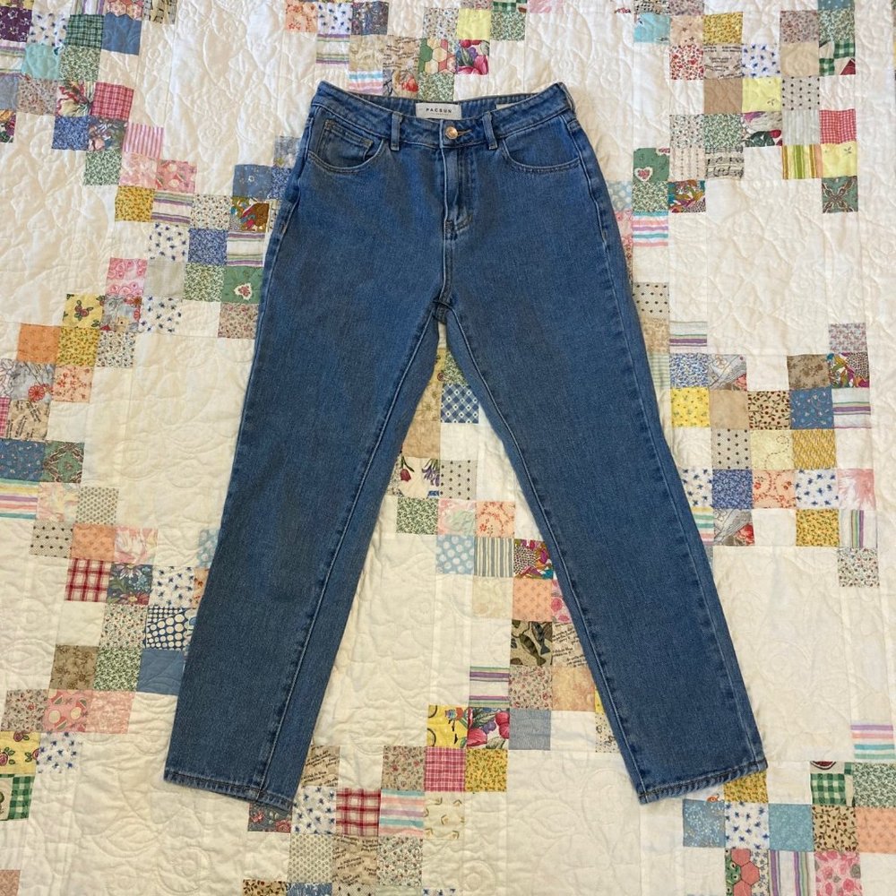 PacSun Medium Wash Blue Mom Jeans
